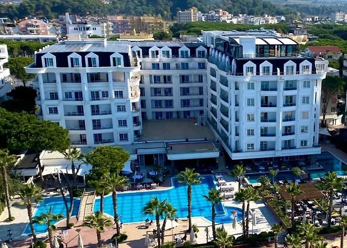 Fafa Premium Hotel & Spa Qerret 